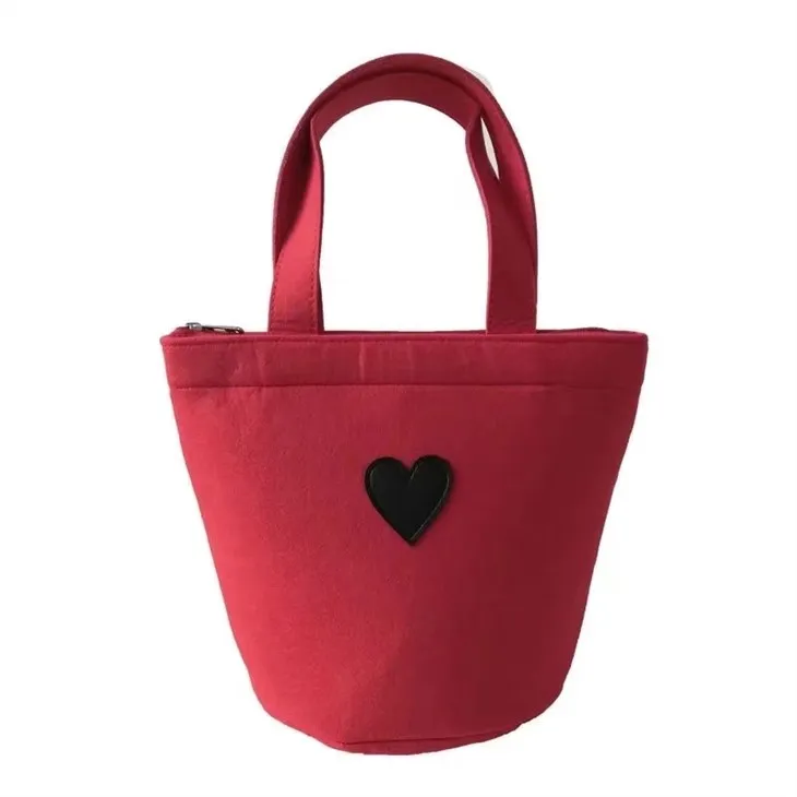 Håndlavede filtposer